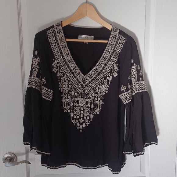 Chelsea & Theodore Tunic Top Women Size 2XL Black Bell Sleeve Peasant Festival - Picture 1 of 8